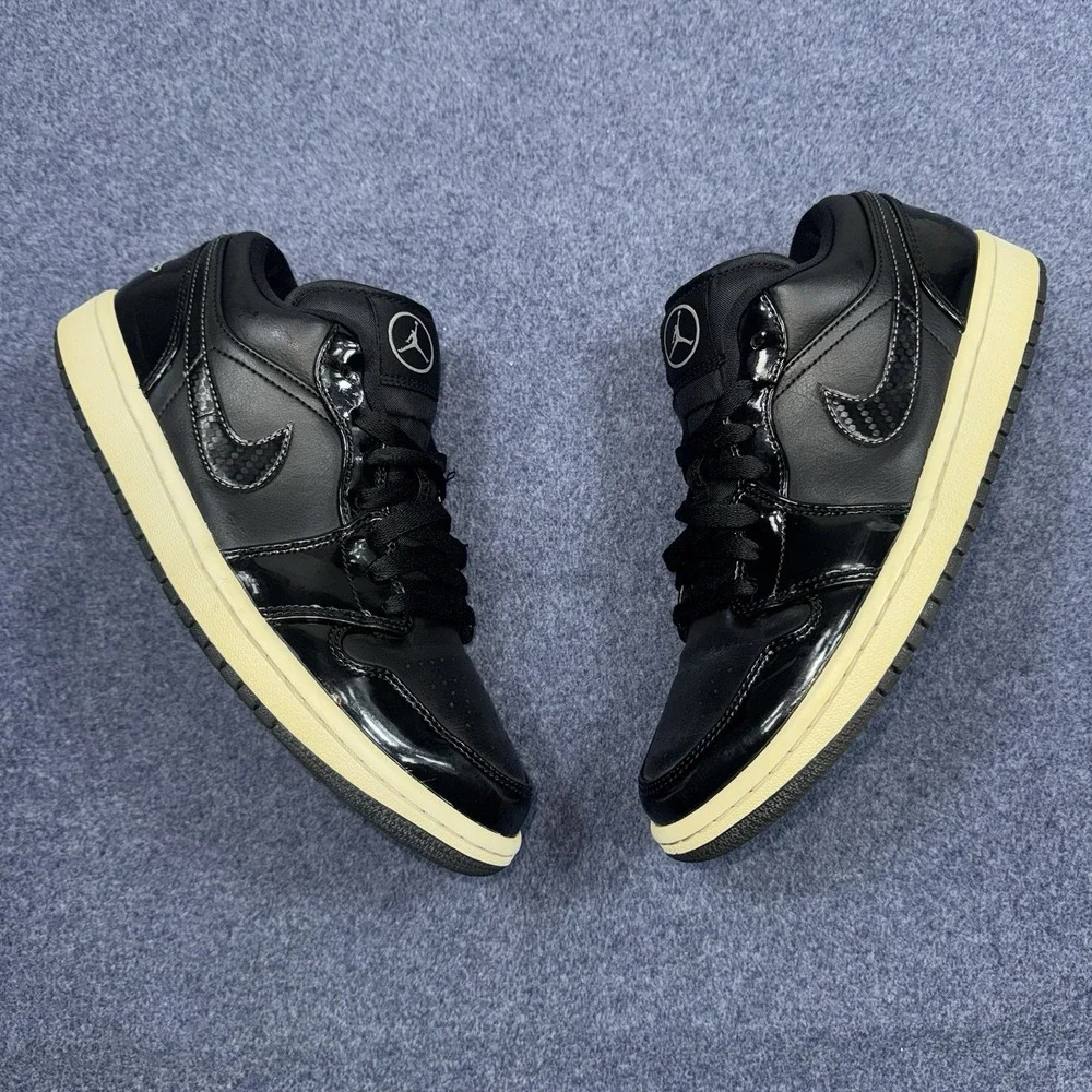 Size 8 - Nike Air Jordan 1 Low Retro Mens 
